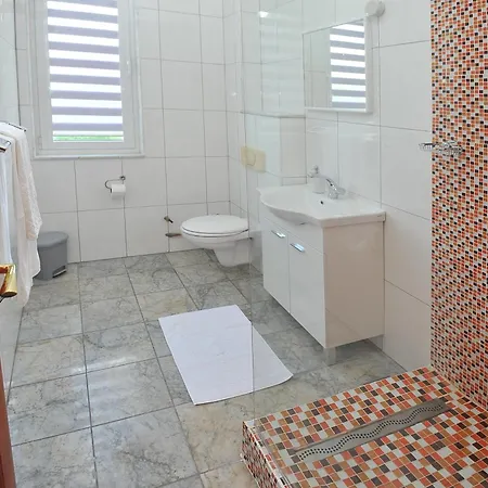 Apartmán Pool House Maslina *