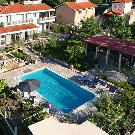 Apartment Pool House Maslina Mostar