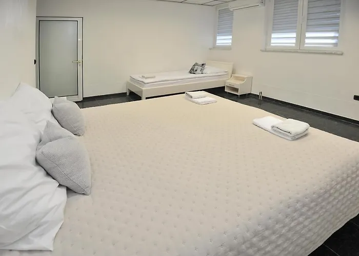 Pool House Maslina * Mostar