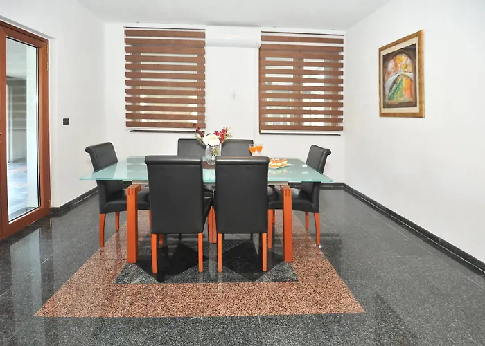 Apartment Pool House Maslina Mostar